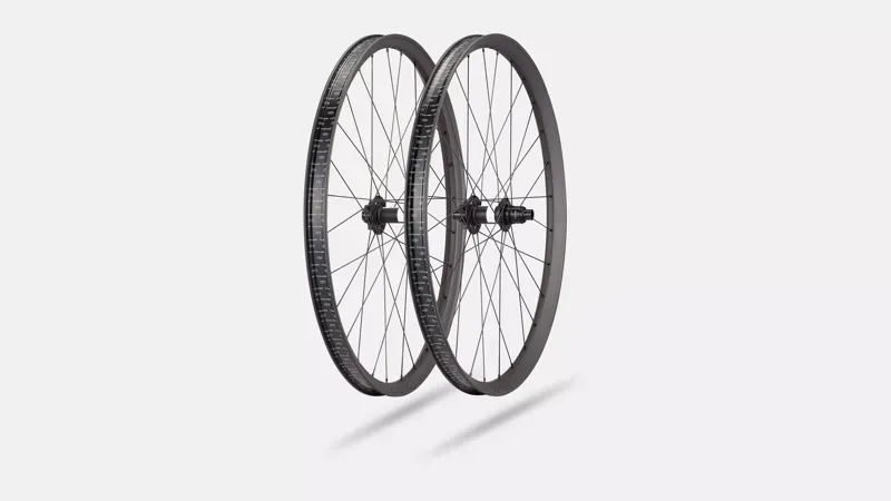 Specialized Traverse HD 350deg Wheels in Carbon/Black