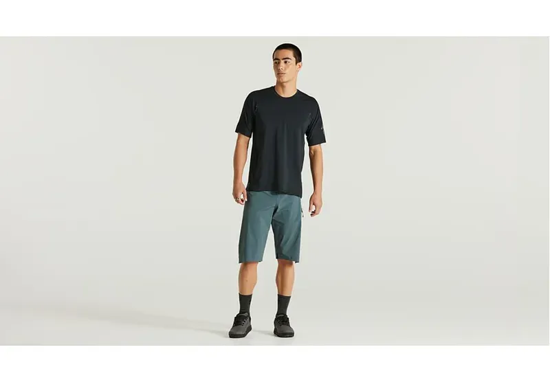 Specialized Trail Air Shorts in Cast Battleship