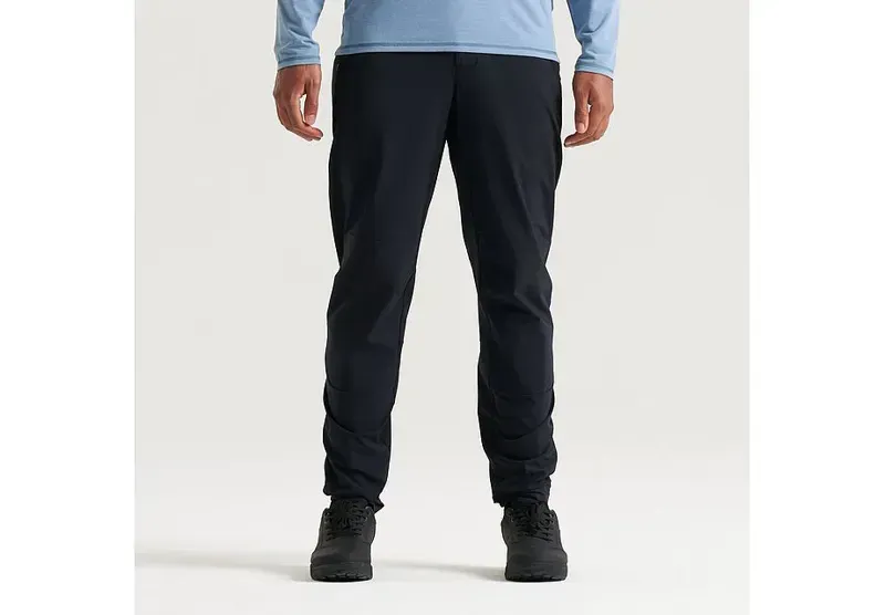 Specialized Traction Pant in Black-1