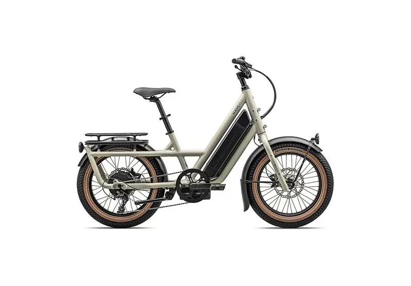 Specialized Globe Haul ST Electric Bike in White Mountains