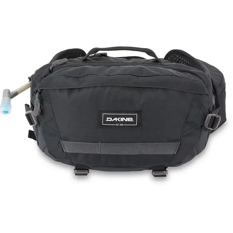 Dakine Hot Laps 5L Hip Pack w/2l Reservoir in Black-1