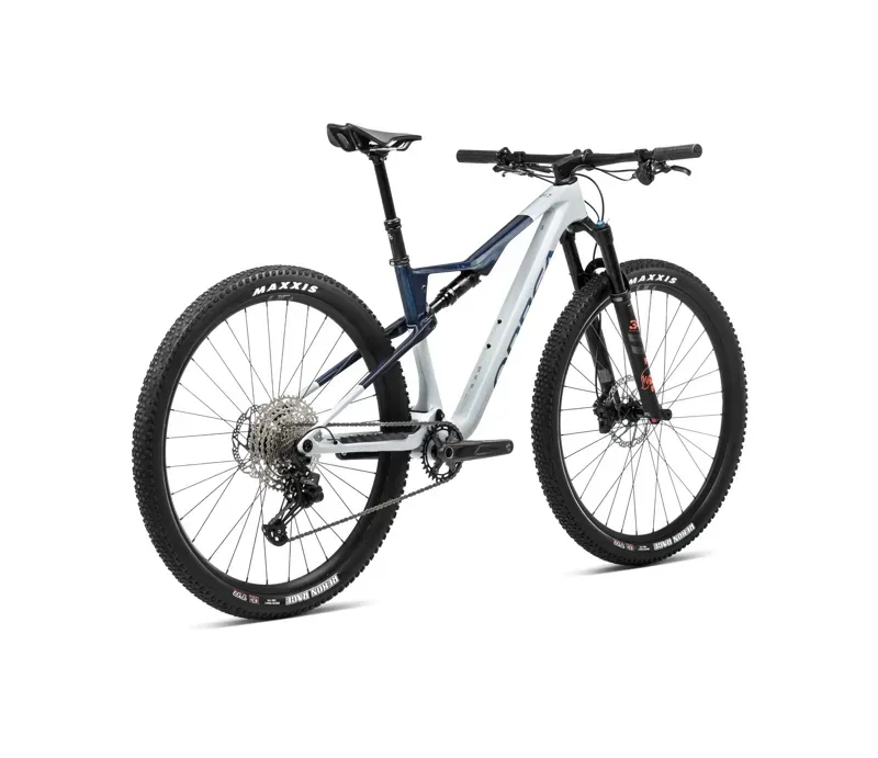 Orbea Oiz M30 Mountain Bike In Halo Silver/Blue Carbon-2