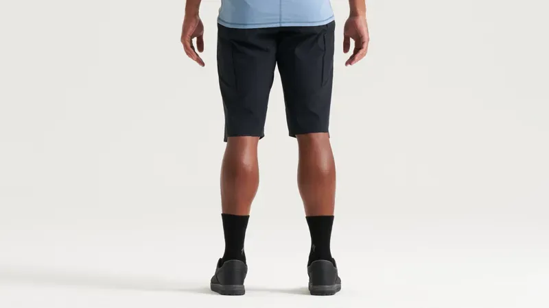 Specialized Men's Traction Short in Black-1