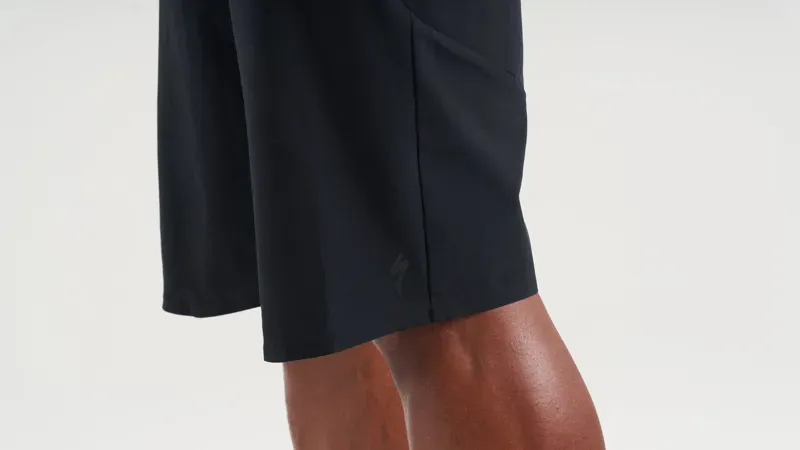 Specialized Men's Traction Short in Black-3