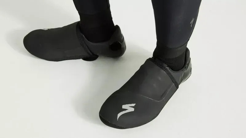 Specialized Neoprene 38-43 Toe Covers in Black-2