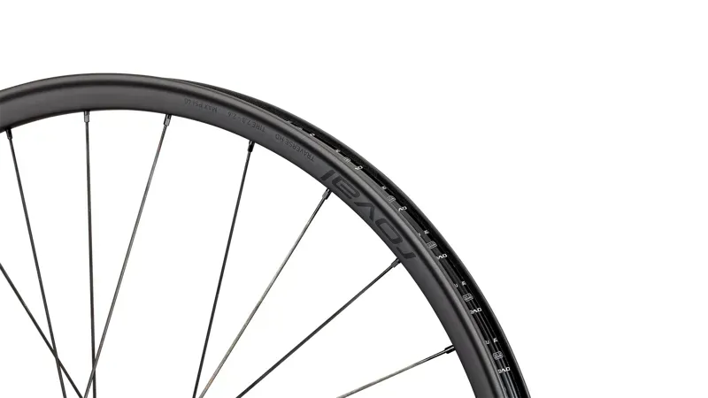 Specialized Roval Traverse HD 350 6B 29-inch Carbon Fr. Wheel in Black-8