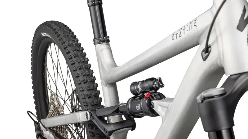 Specialized Status 2 140 Aluminum MTB in Obsidian-7