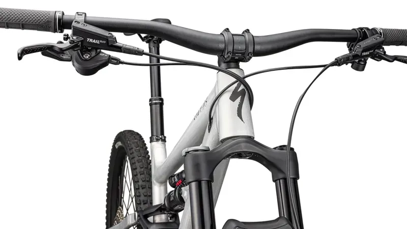 Specialized Status 2 140 Aluminum MTB in Obsidian-8