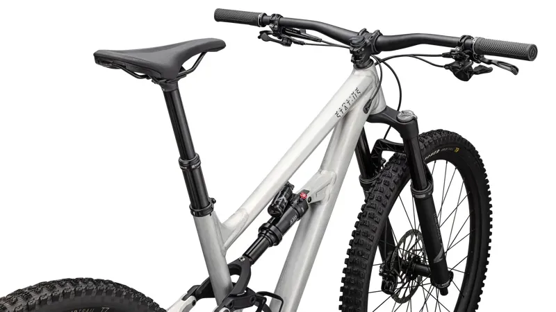 Specialized Status 2 140 Aluminum MTB in Obsidian-9